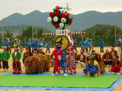 道ﾉ尾自治会の獅子舞