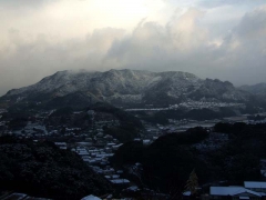 丸田岳方面を望む